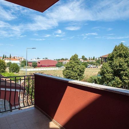 Apartment Midea 罗维尼 外观 照片